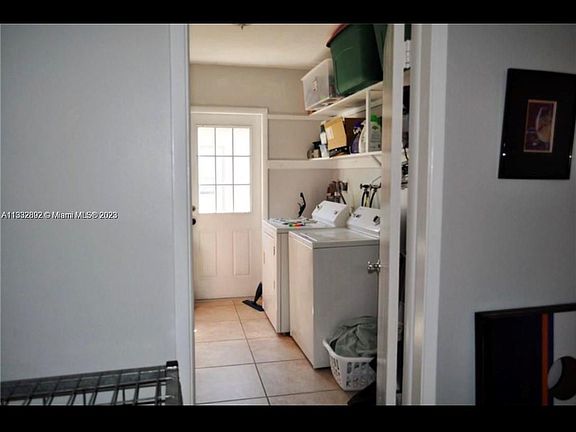 3rd image of 2115 NE 56th Ct #2