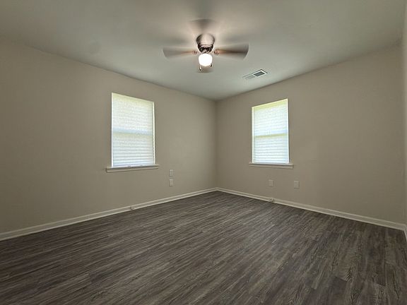 5th image of 902 Winchell St