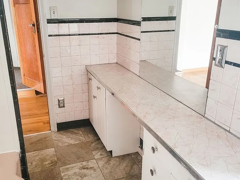 820 Bellevue Ave — Photo 4
