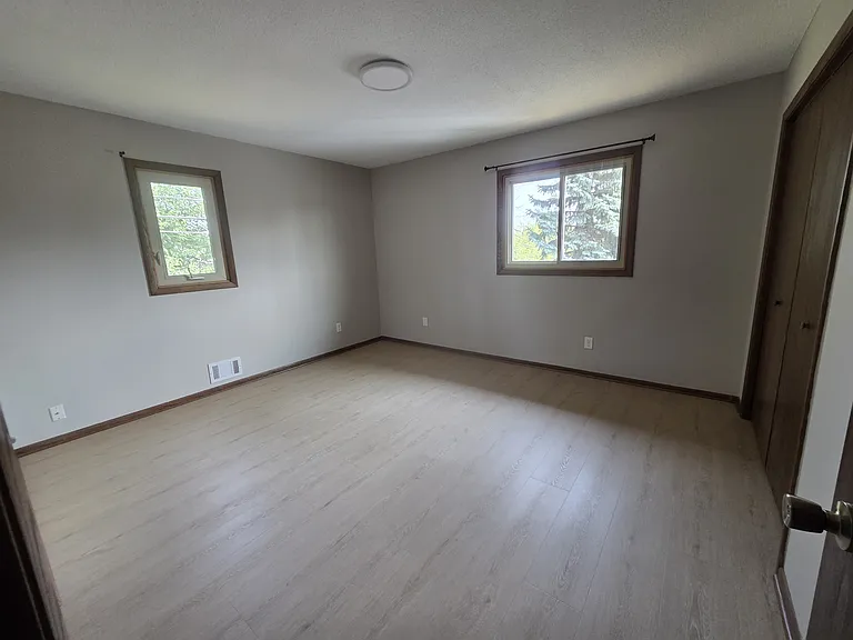 5800 W Old Shakopee Rd — Photo 4