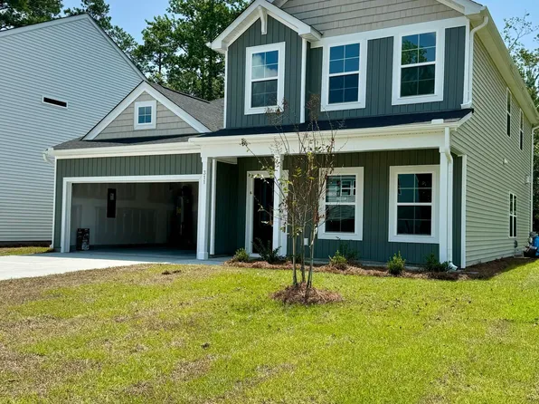 311 Cherry Grove Court #140, Castle Hayne, NC 28429