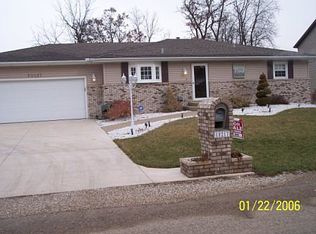 10217 W Guinivere Dr, Mapleton, IL 61547