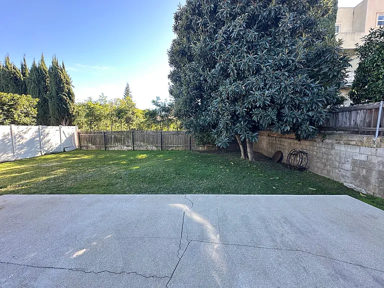 12842 Kling St — Photo 21