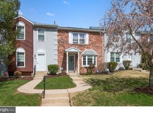 434 Cedarcrest Ln, Upper Chichester, PA 19014