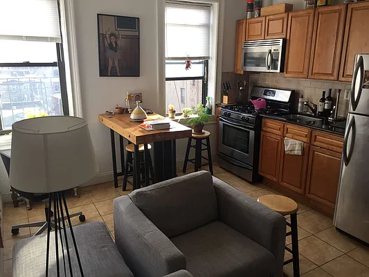 Rented by Grand & Co. | media 3