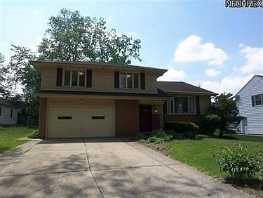 1st image of 20910 Fairmount Blvd