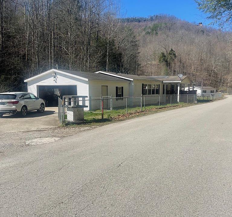 1st image of 2037 Browns Fork Rd