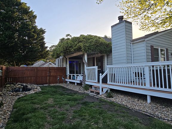 Back/side yard