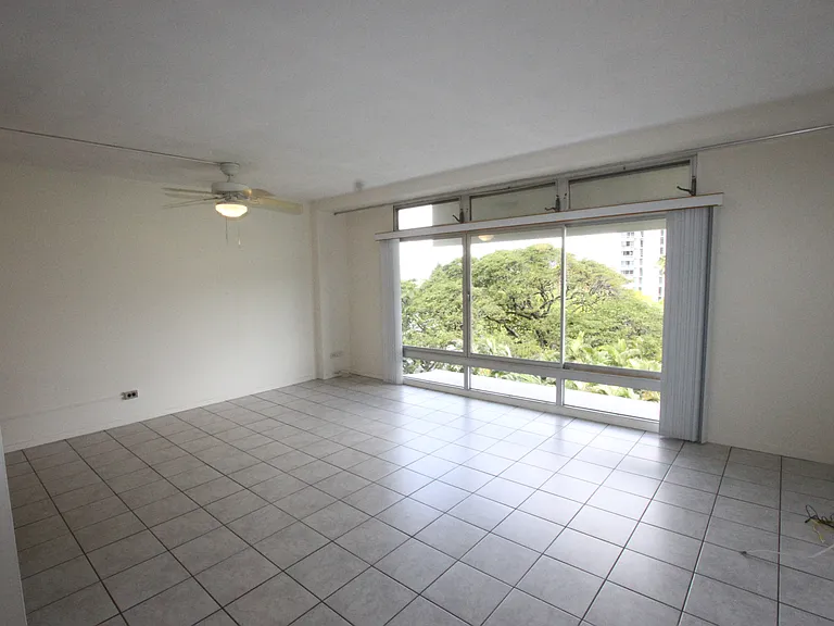 1511 Nuuanu Ave #522 — Photo 5