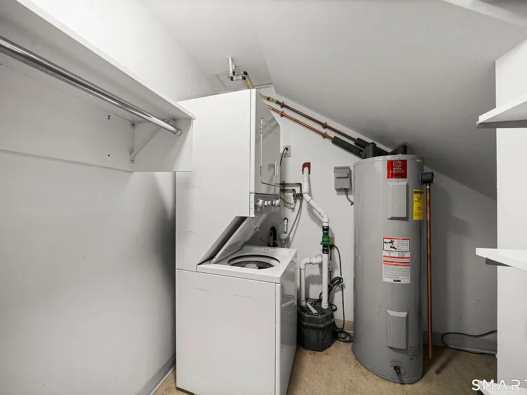 40 Elm St #B — Photo 8