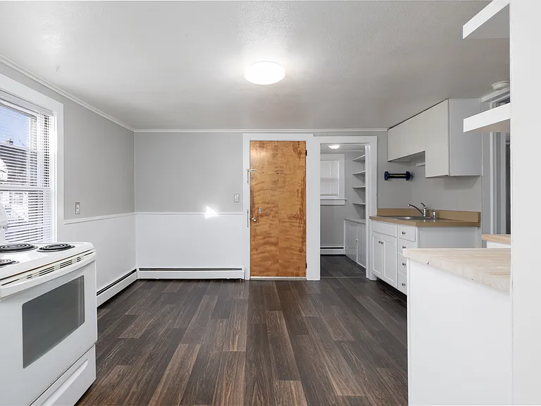 199 Migeon Ave #2 — Photo 11