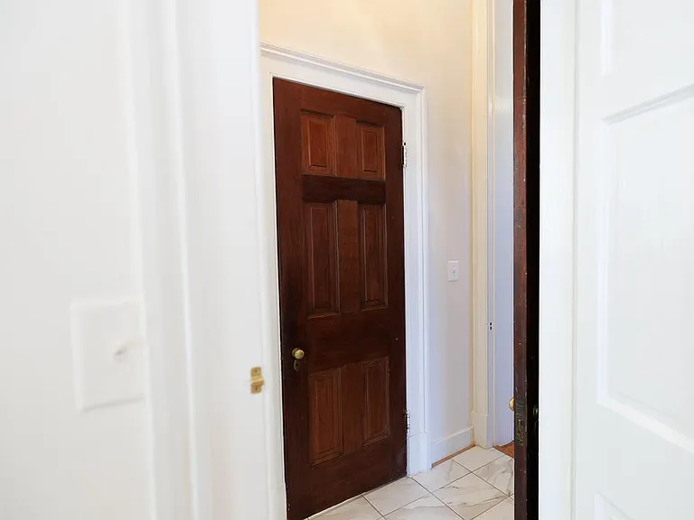 131 N Washington St #4 — Photo 19