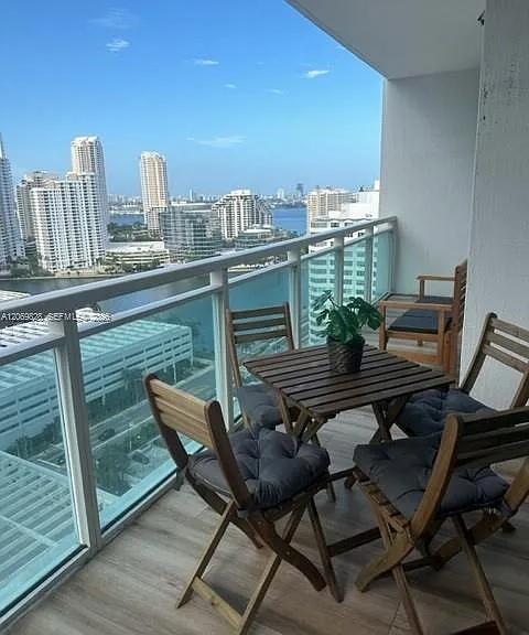 950 Brickell Bay Dr #2104 — Photo 27