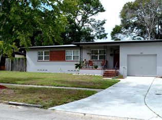 7067 Berrywood Ln, Jacksonville, FL 32277