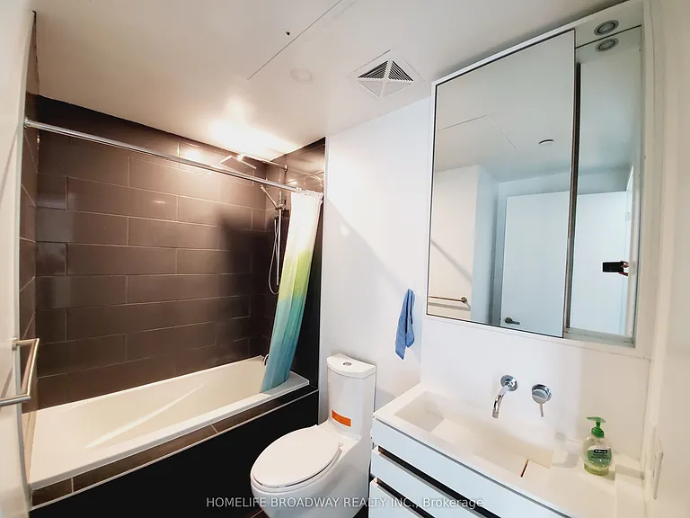 197 Yonge St #1714 — Photo 20