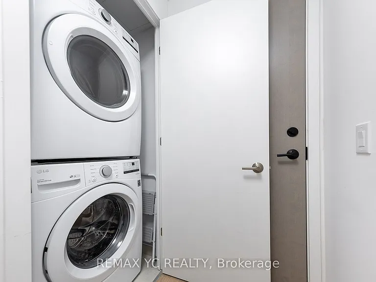 130 River St #1906 — Photo 12