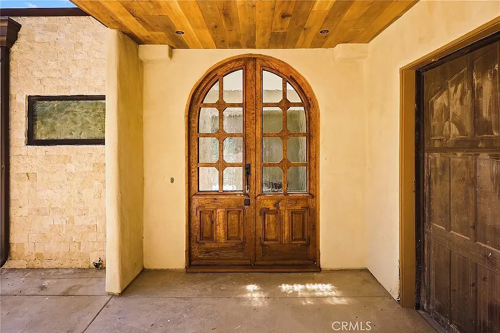 3 bed, 3095 sqft, $9,800 — Photo 3