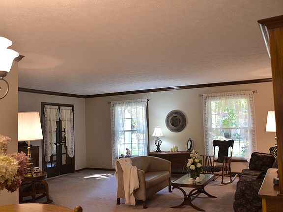 3rd image of 1544 Willoughby Dr