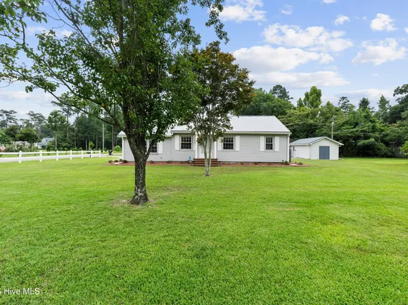 21 Sheridan Drive, Wilmington, NC 28401