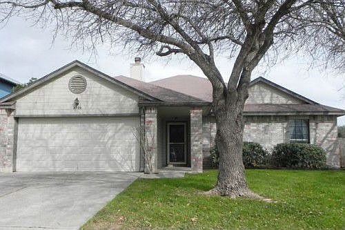 3rd image of 2700 Hidden Grove Ln