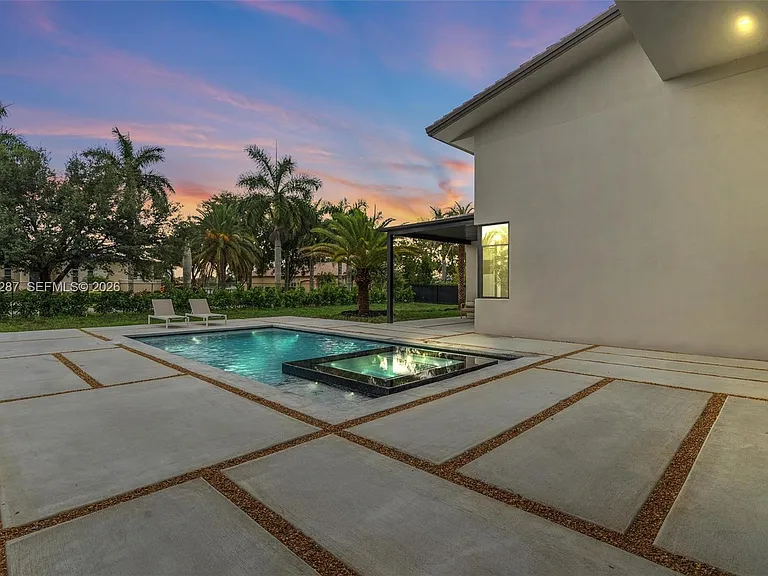 14930 SW 16th Ct — Photo 44