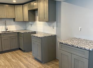 6642 Tulip St, Philadelphia, PA 19135