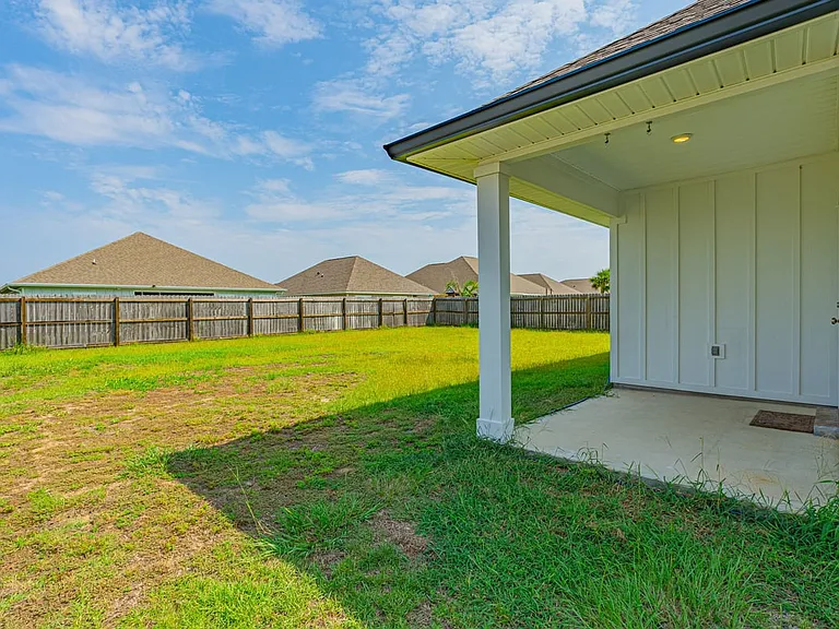6178 Jenks Dr — Photo 15