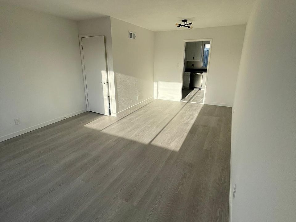 1st image of 339 4th Ave APT 4