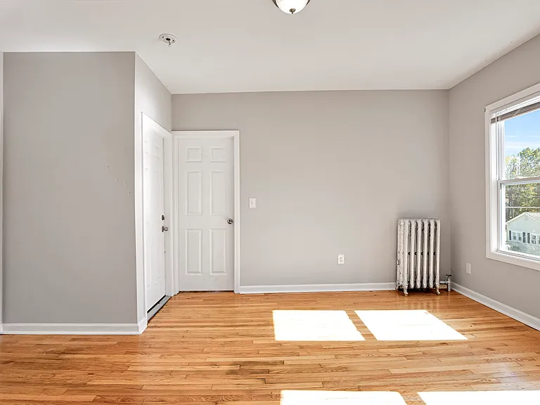 34 Kellogg St #2 — Photo 8
