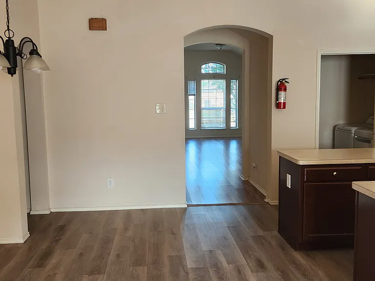 1212 Ruthella Dr — Photo 17