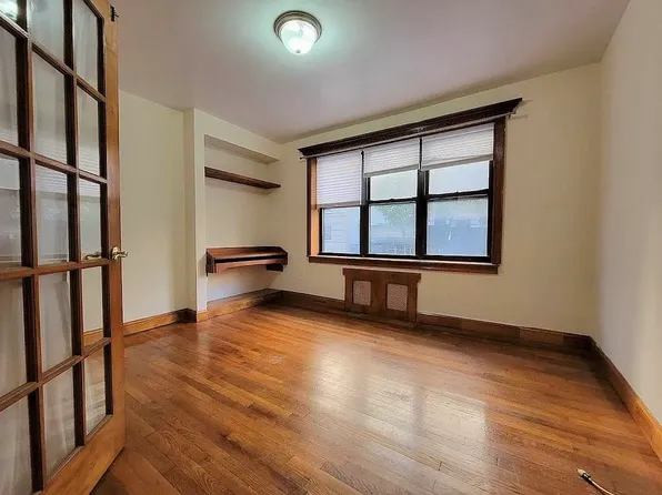 146 E 35th St, New York, NY