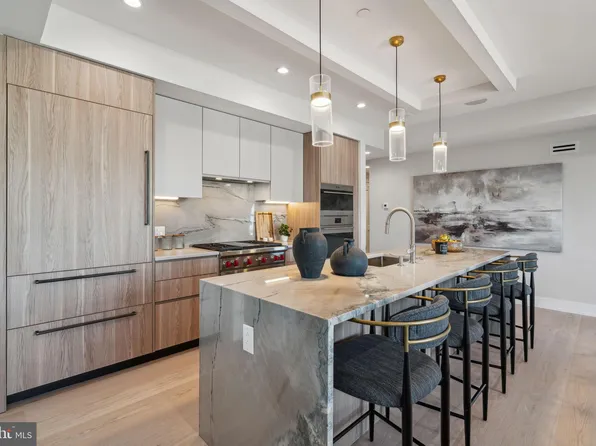160 N 2nd St #601, Philadelphia, PA 19106