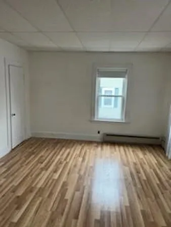 33 Alder St #B — Photo 9