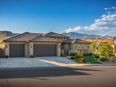 1941 N Vista Park Way, Washington, UT, 84780