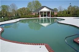 2nd image of 1322 Davy Crockett Dr