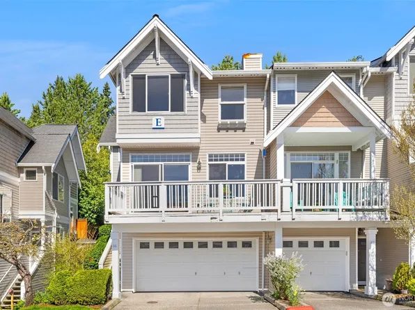 23120 SE Black Nugget Road #E1, Issaquah, WA 98029
