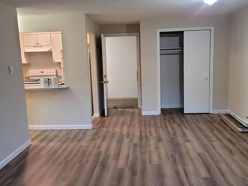 1st image of 180 Main St Building 1