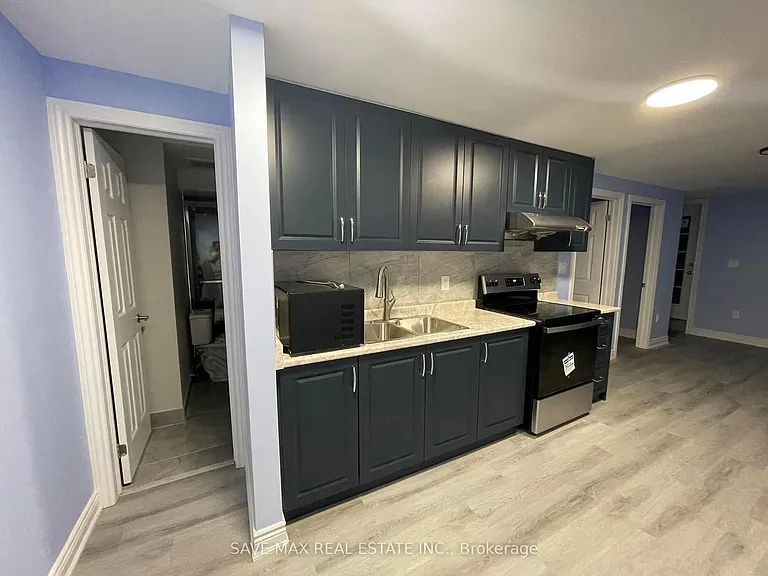 647 Yates Dr #BASEMENT — Photo 3