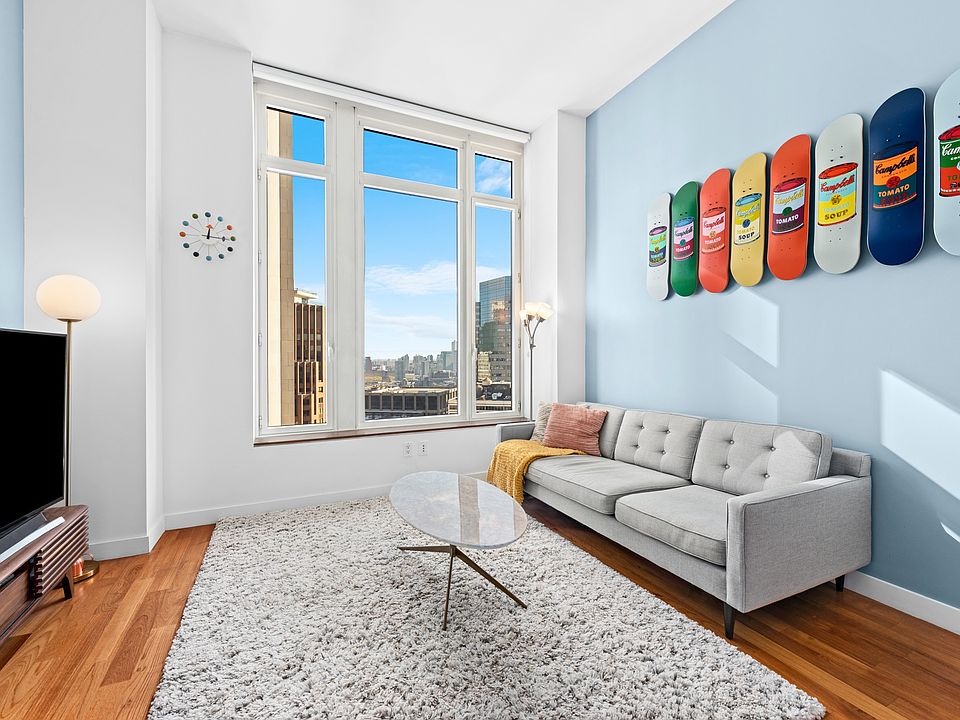 1st image of 15 William St APT 40G