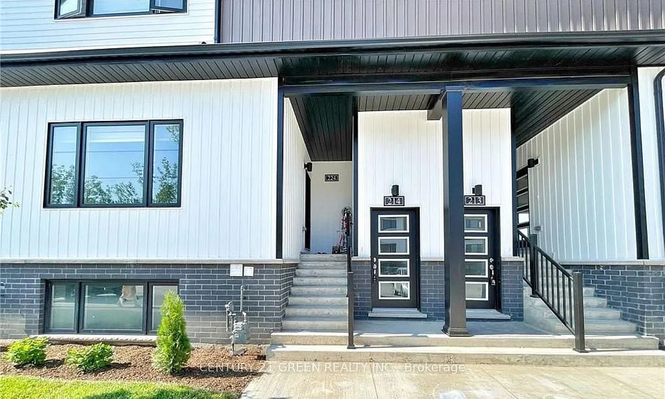 2 bed, $1,900 — Photo 1