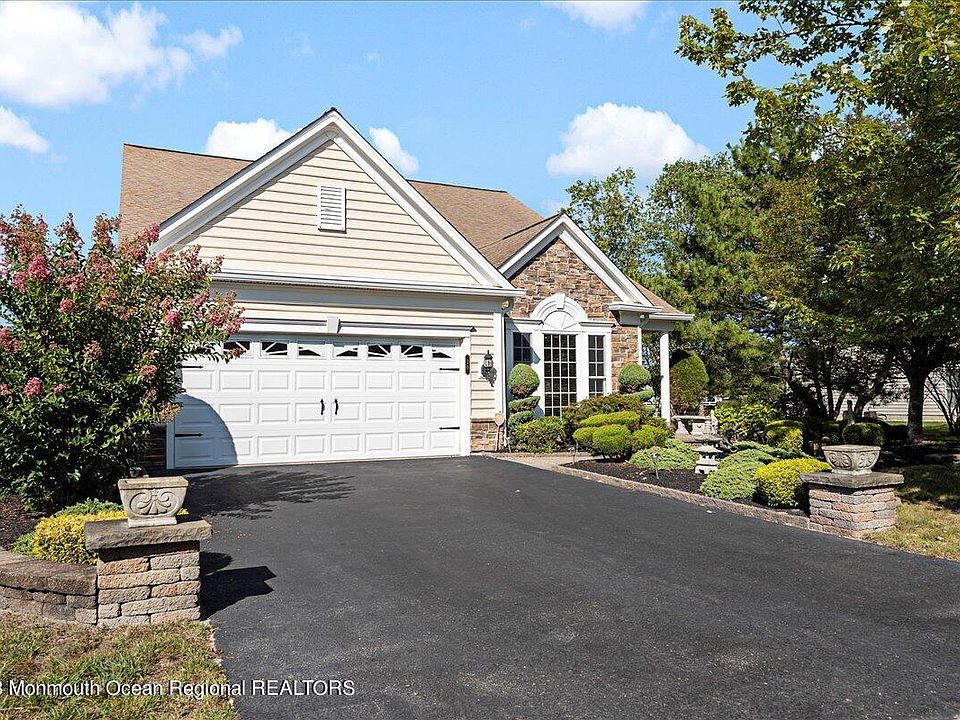 1st image of 30 Aberdeen Lane
