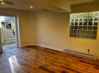 897 Balboa Ave UNIT B, Laguna Beach, CA 92651