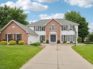 19770 Summer Place Dr, Strongsville, OH 44136