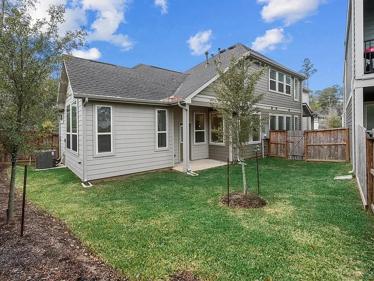 120 Red Cascade Ct — Photo 36
