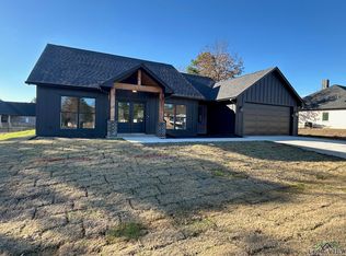 114 Queens Ct, Marshall, TX 75672