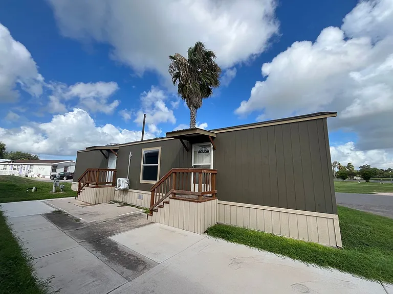 2901 E Highway 107 — Photo 85