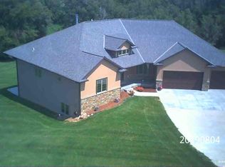 2703 B Rd, Avoca, NE 68307