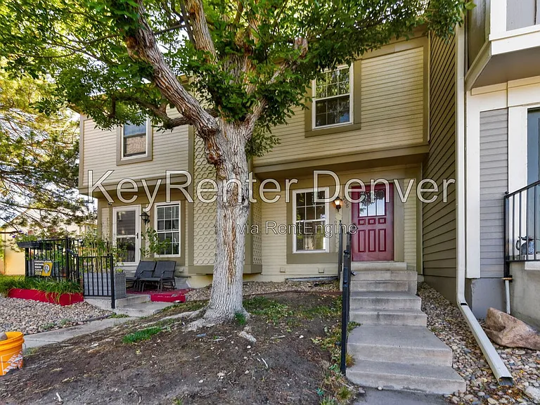 1811 S Quebec Way #208 — Photo 2