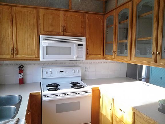 3rd image of 5019 62nd St #A
