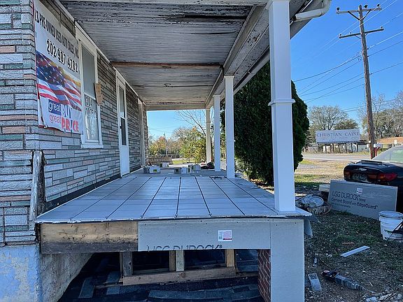 4th image of 12215 Winchester Ave